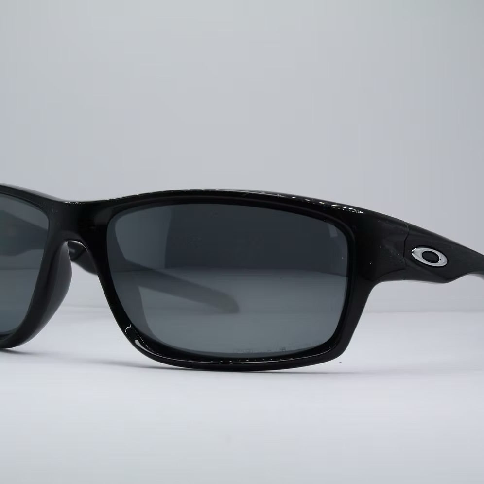 OAKLEY OO9225-0160