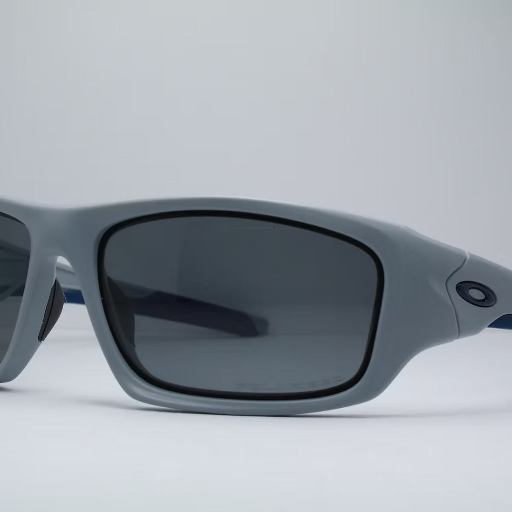 OAKLEY OO9236-05
