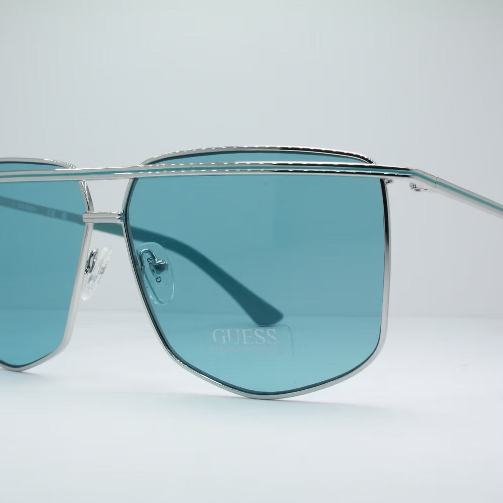 GUESS GU7851