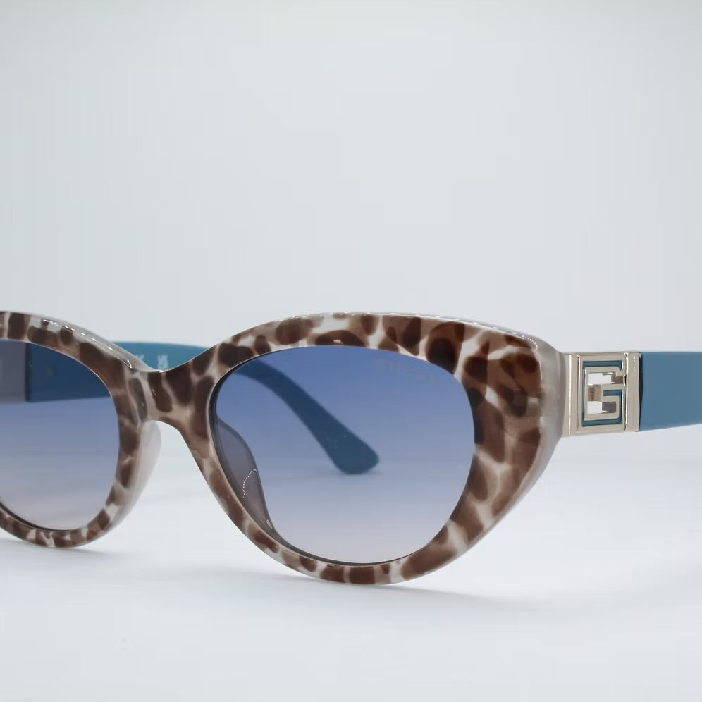 GUESS GU7849