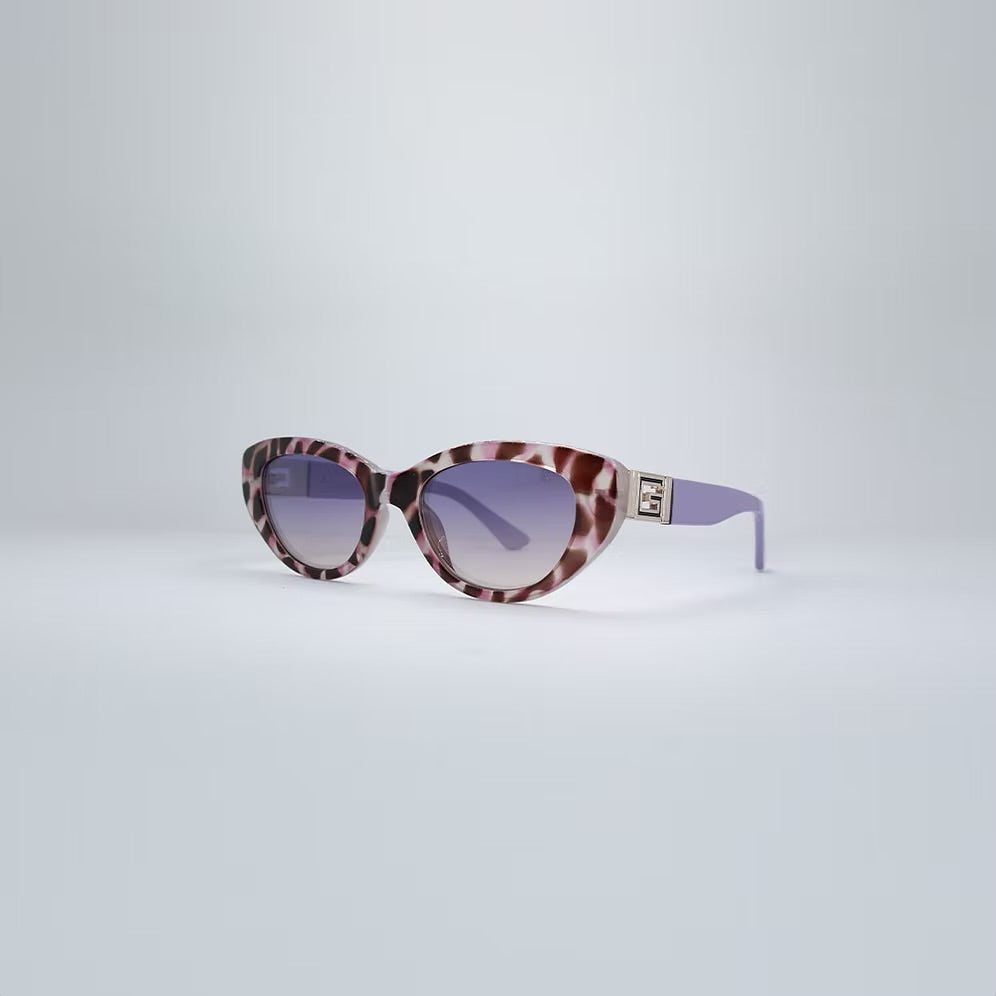 GUESS GU7849