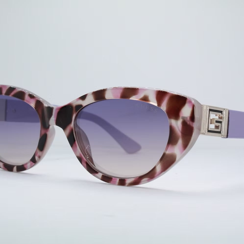 GUESS GU7849