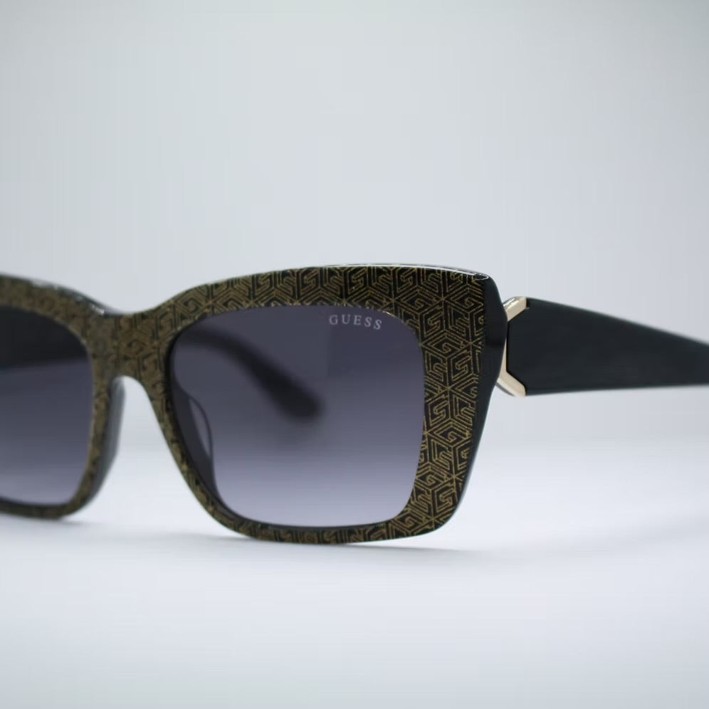 GUESS GU7890