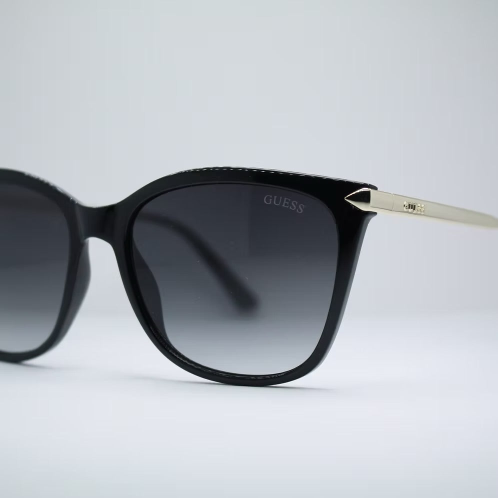 GUESS GU7483
