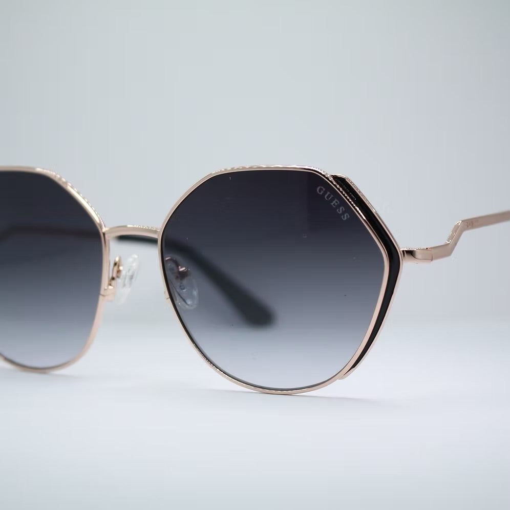 GUESS GU7842