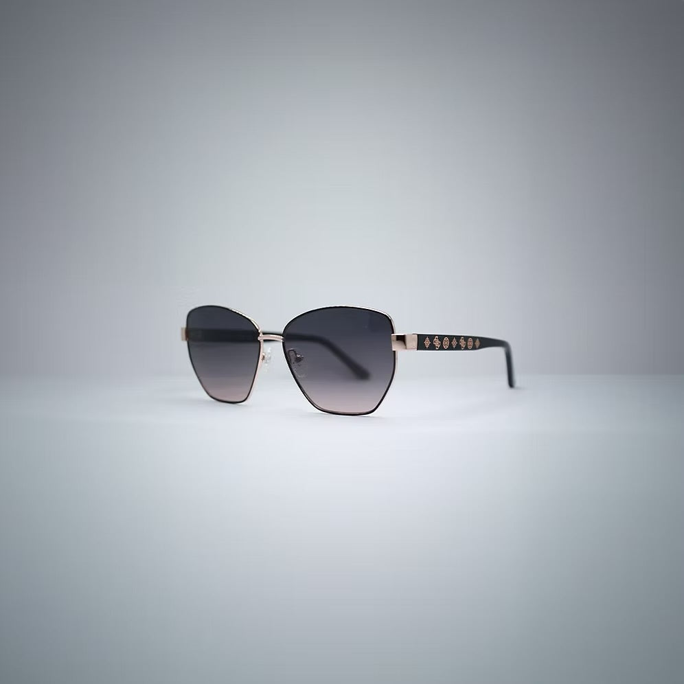 GUESS GU00102