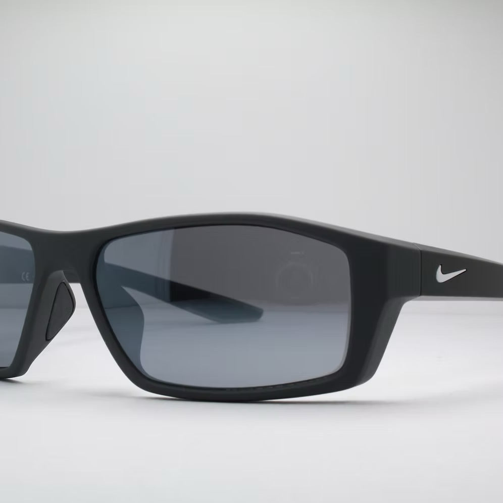 NIKE CT8228