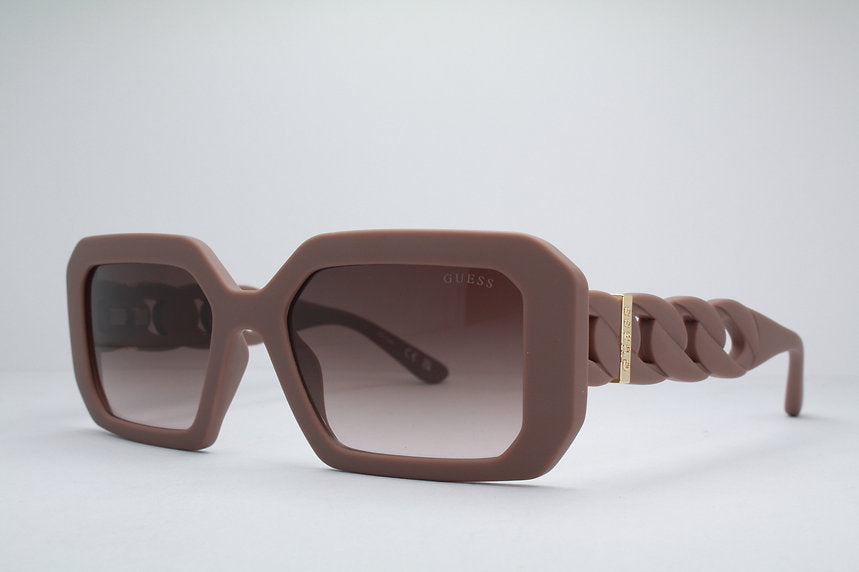 GUESS GU00110