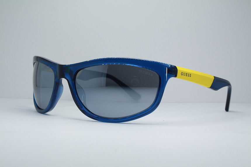 GUESS GU6974