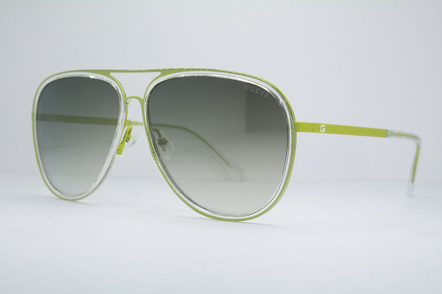 GUESS GU6982
