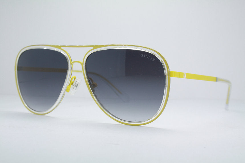 GUESS GU6982
