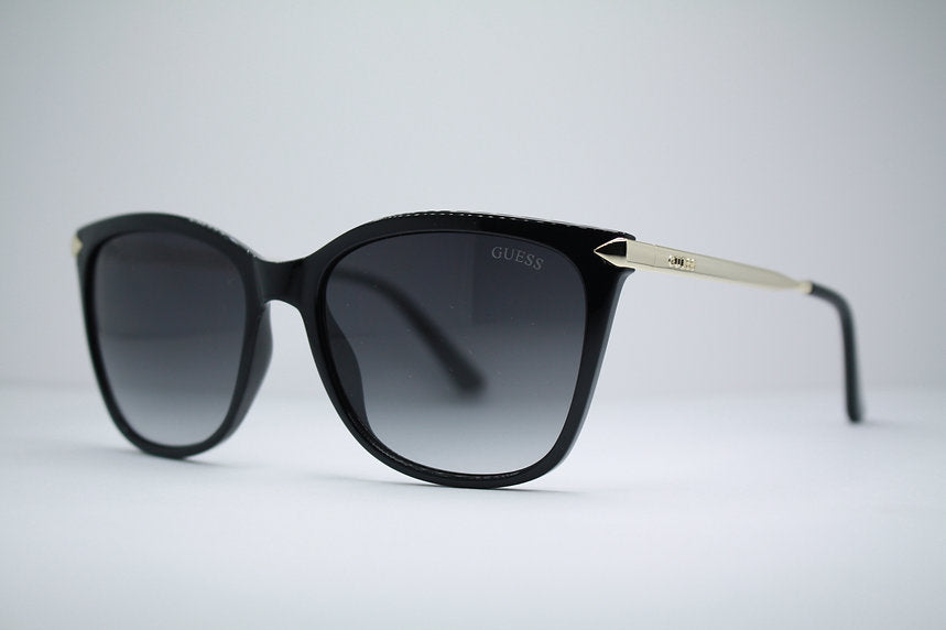 GUESS GU7483