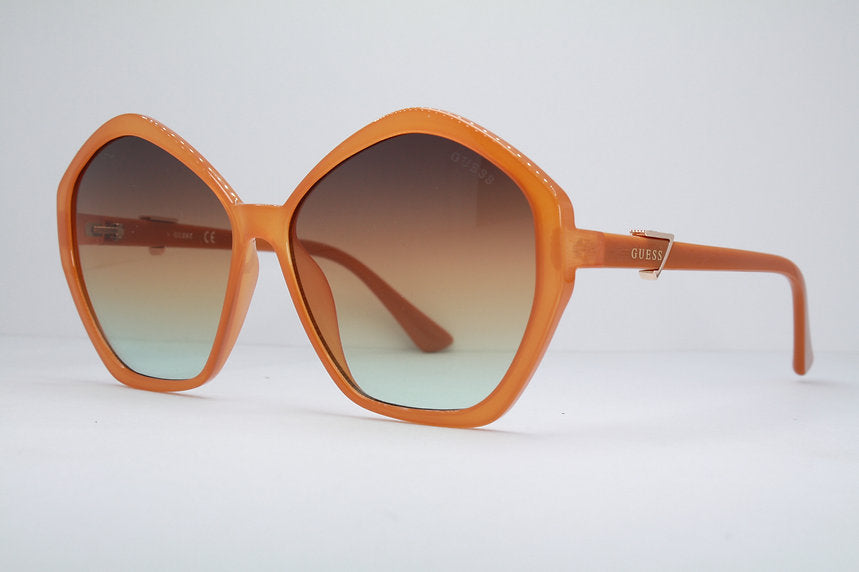 GUESS GU7813