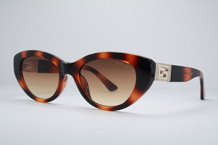 GUESS GU7849