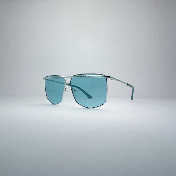 GUESS GU7851