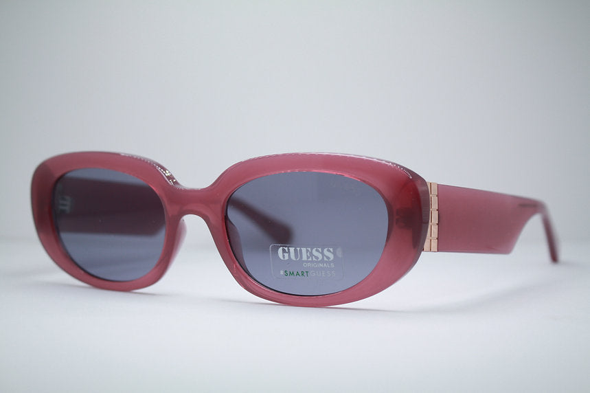 GUESS GU8260