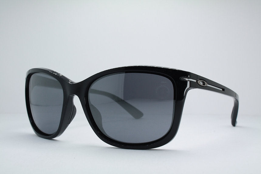 OAKLEY OO9232-02