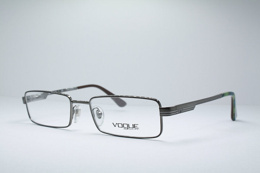 VOGUE VO3820