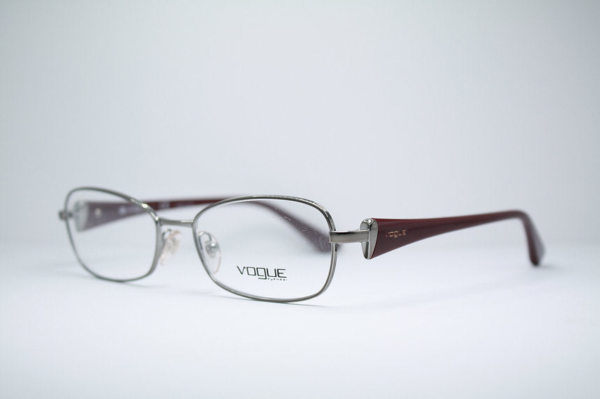 VOGUE VO3880